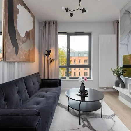 Srodmiescie Akademia Muzyczna By Renters Апартаменты *