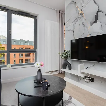 Srodmiescie Akademia Muzyczna By Renters Апартаменты *